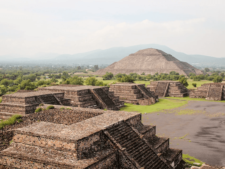 Explore Teotihuacan Pyramids